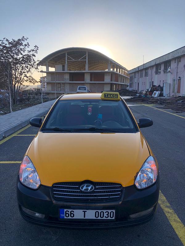 Yozgat Taksi, 66T0030 plakalı sarı Hyundai Accent Era  - Fotoğraf 1