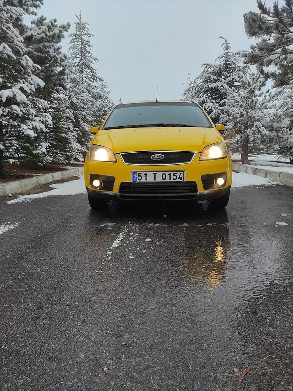 Niğde Taksi, 51T0154 plakalı sarı Ford C Max - Fotoğraf 1